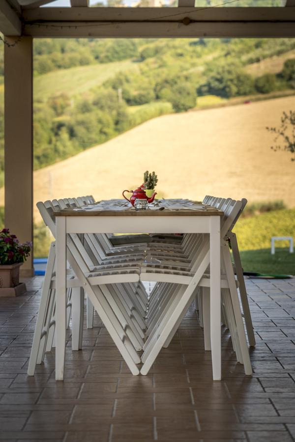 شقة Agriturismo Annarella Carassai المظهر الخارجي الصورة